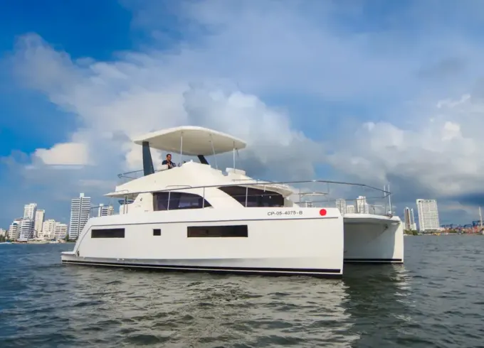Deal of the Week! Leopard 43Ft Catamaran for Rent in Cartagena, Colombia.