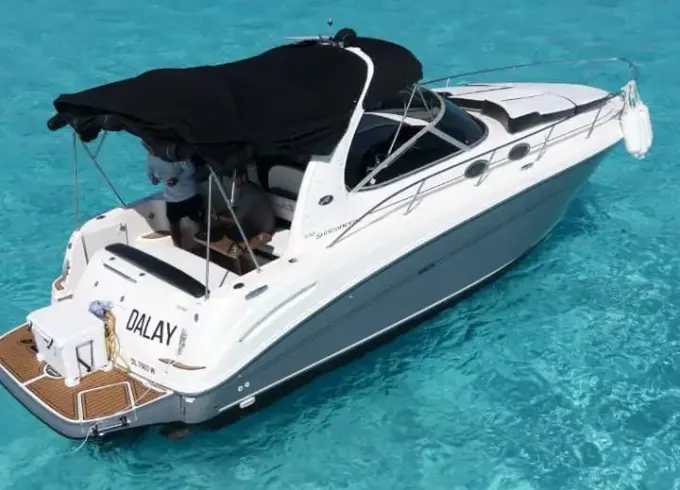Experience Cancun  on our 34ft Dalay Yacht Charter!