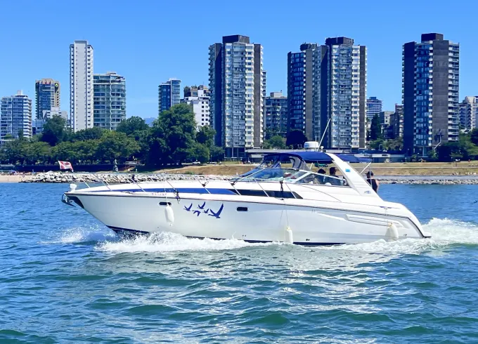 Rent a 42' Bayliner Avanti Yacht in Vancouver - Private Events & Fishing Charter