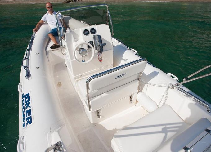 Charter 20' Rigid Inflatable Boat in Duce, Split-Dalmatia