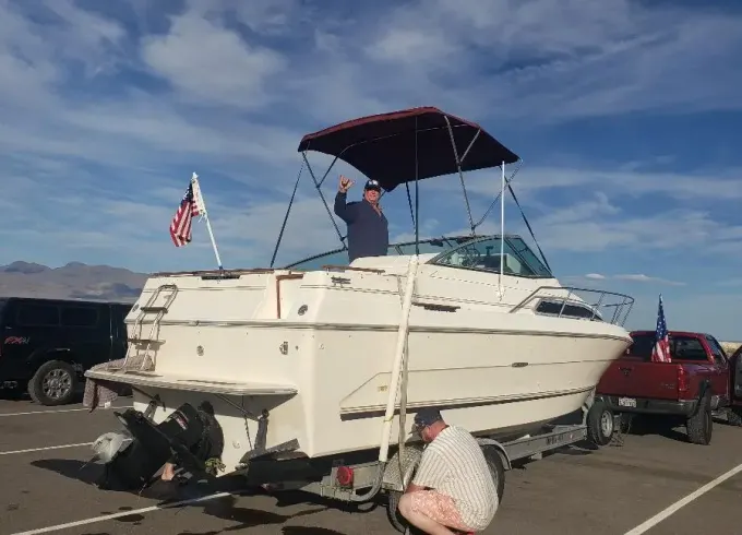 25' Sea Ray Sundancer Fully Equipped! For rent in South Lake Tahoe
