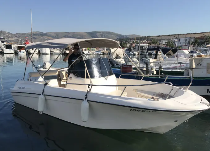 21' Jeanneau Cap Camarat Center Console in Okrug Gornji
