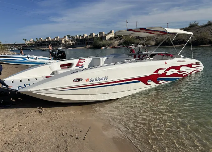 Conquest Havasu on a 28' Conquest Deck Boat -Captain-Included Charter ONLY