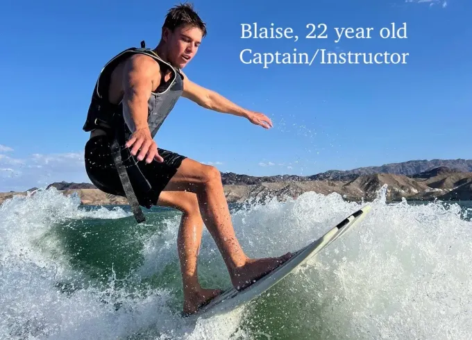 Captained Axis T250 Wakeboat - Surf and Wakeboard