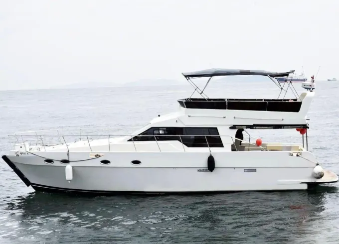 Private 54ft Yacht Charter In Istanbul | Fully Equipped & Ready to Cruise