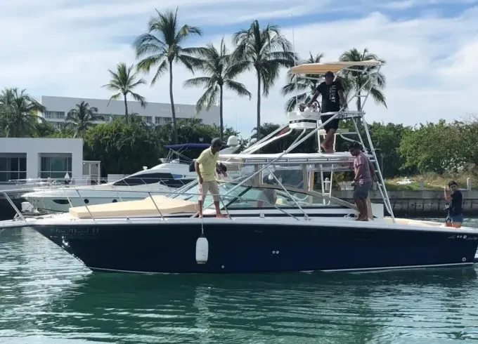 33ft Amberjack Fishing Charter in Cabo San Lucas