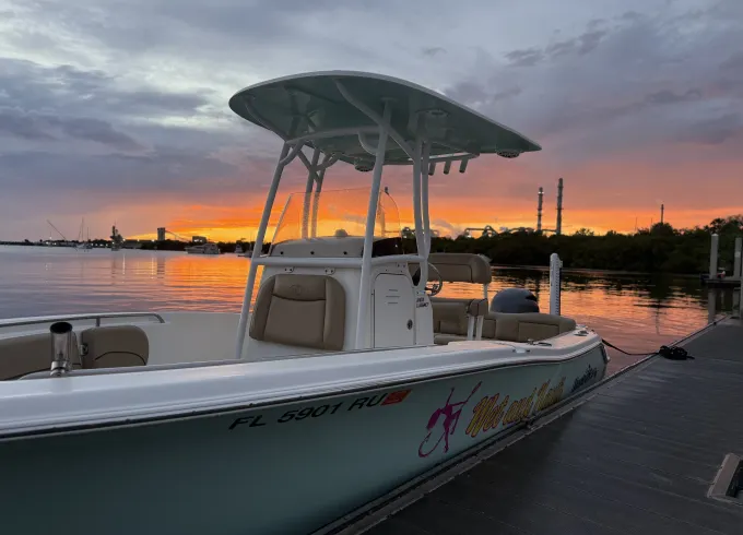 Catch Waves with our Nauticstar 2102 Legacy