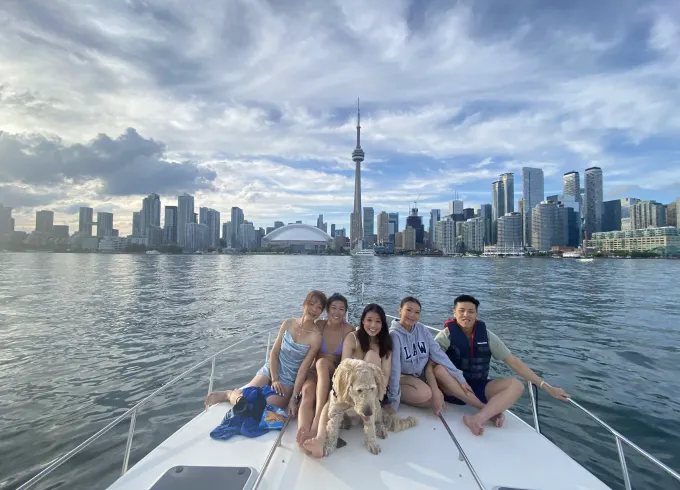 Most Affordable 34' Motor Yacht In Toronto