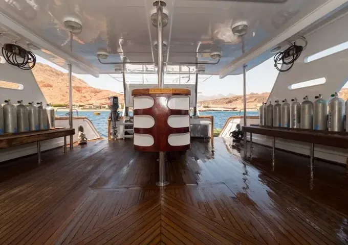 Charter 92' M.Y. Juliet Power Mega Yacht in Qesm Sharm Ash Sheikh, Egypt
