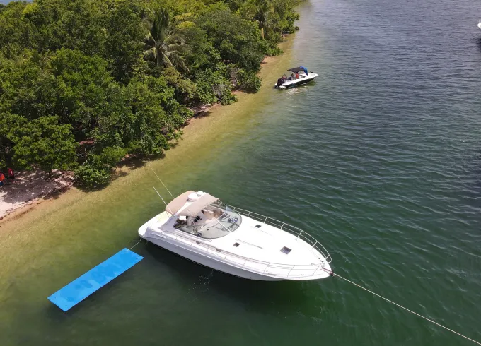 Yacht Tour Miami Beach, NO HIDDEN FEES in the dock, Top Owner in Getmyboat