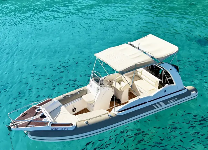 27' Orizon RIB for rent in Syvota