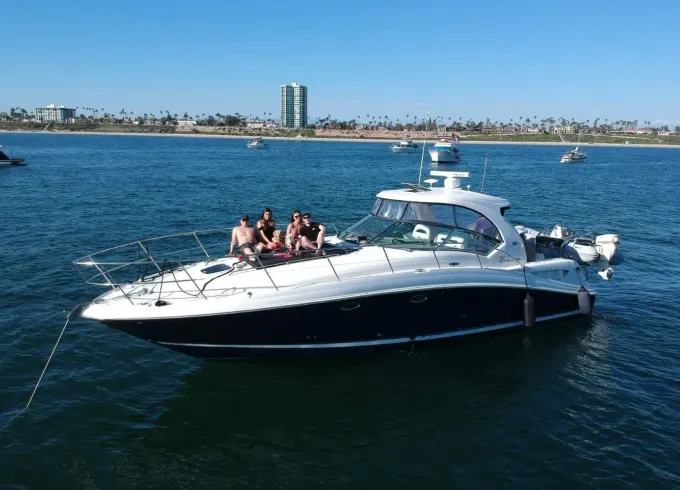 41’ Sea Ray Sundancer Sport Yacht to Emerald Bay