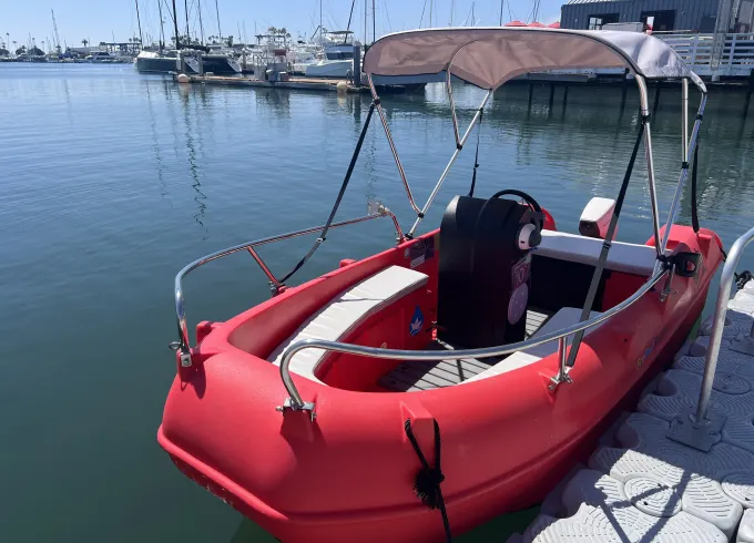 Electric Boat Rentals in San Diego Bay! Day date idea! Dog Friendly experience!