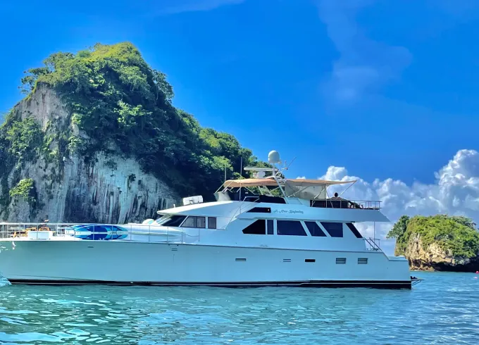 Amazing 100 Foot Yacht in Puerto Vallarta Mexico