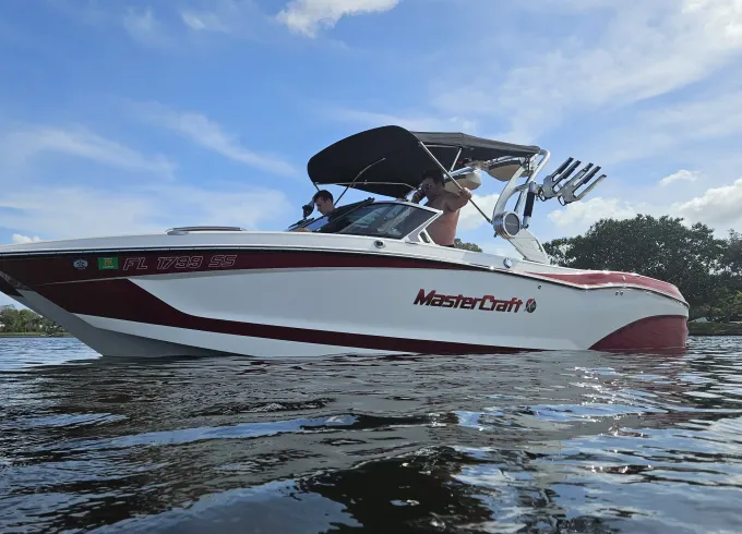 Mastercraft X24 Wakeboard/Wakesurf /Foil/Tube or Hangout Up to 12 People