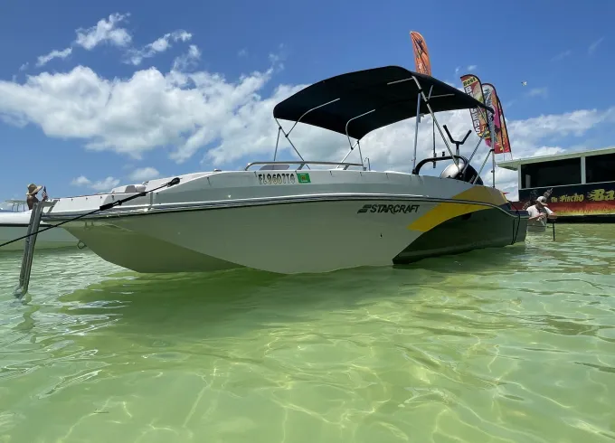 Super Fun Deck Boat Captain included