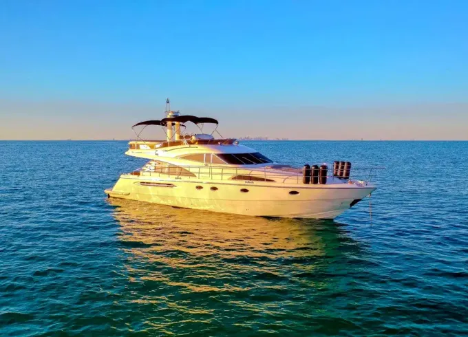 60ft Fairline Squadron Private Yacht Charter in Beautiful Cancun, Mexico