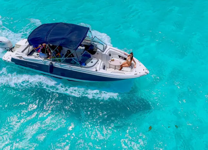 Lower Price 27ft REGAL in Cancun