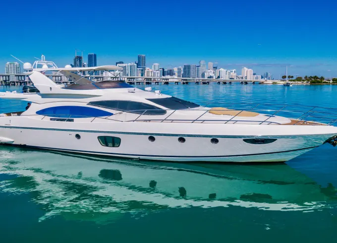 Luxury 70ft Azimut Flybridge Yacht Charter In Miami