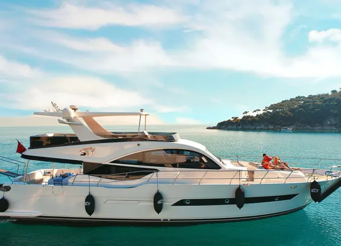Luxury Bosphorus 39ft Sunset Cruises in Istanbul