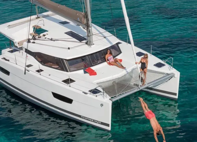 40’ Fountaine Pajot Sailing Catamaran - Explore the Beauty of Tampa Bay