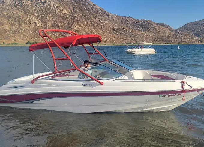 210 SS Chapparal 21ft for Daily Rental on Lake Only!