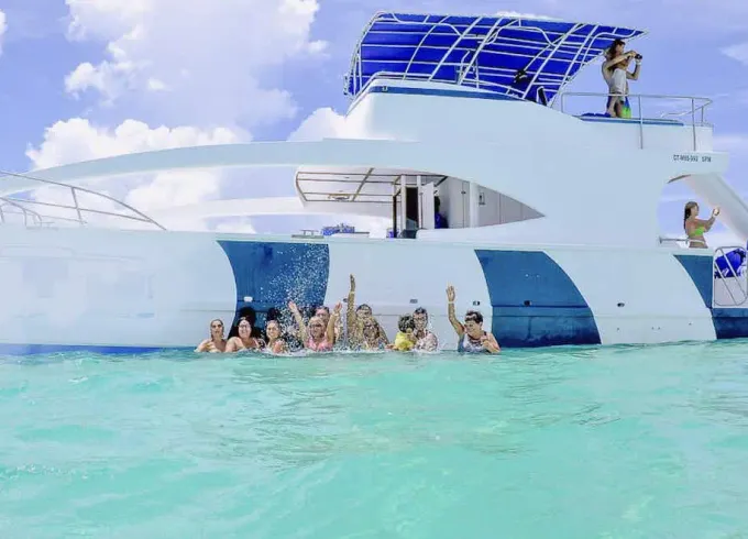 Luxury Yacht In Miches For Any Special Occasion! Book Now 😎🏝️☀️