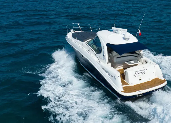40' Sea Ray Sundancer All-Inclusive Yacht Charter in Riviera Maya.