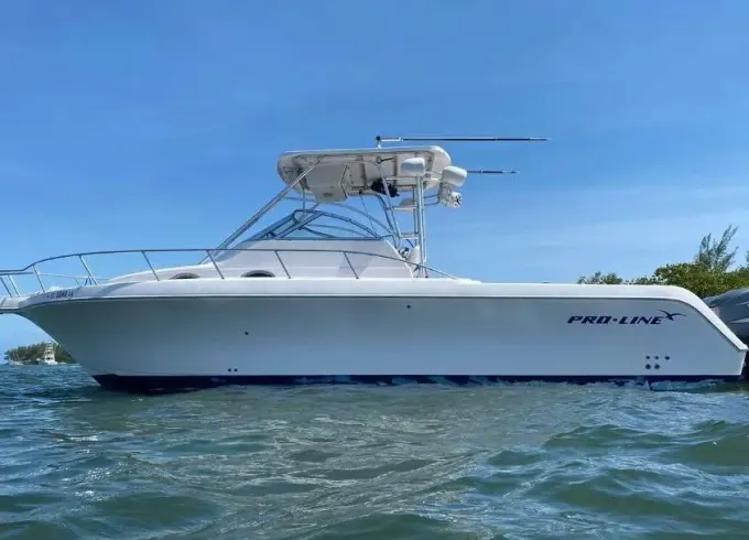 Enjoy 30FT PROLINE Boat in Miami!