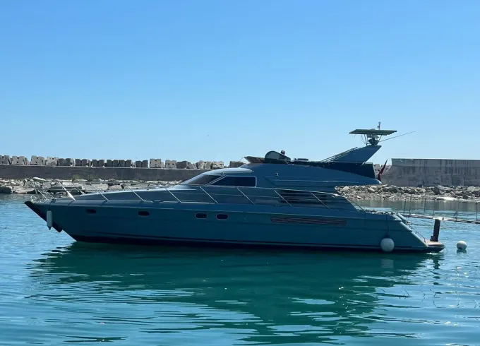 Luxury Private Yacht Tour on the Bosphorus –  (Captain Included, VIP Exp)