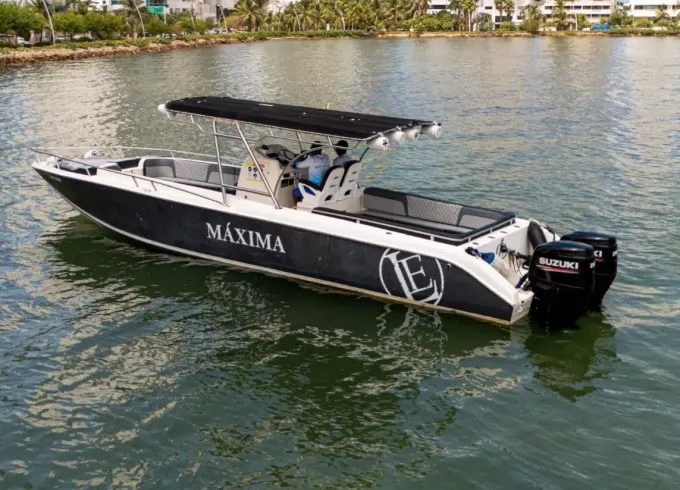 MAXIMA Powerboat 38ft in Cartagena de Indias