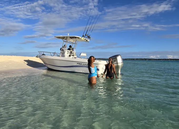 Private Boat Tours aboard Pro-Line Center Console