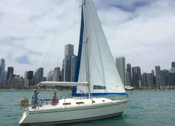 Charter a 31' Pearson Cruising Sloop, Chicago