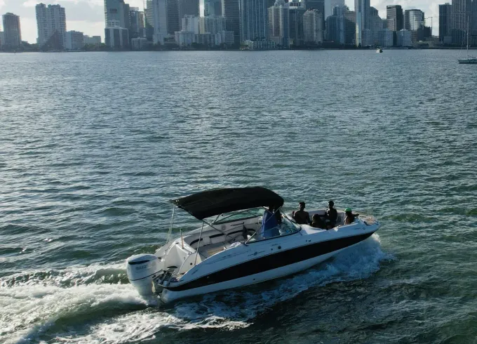 26’ Sundeck  Enjoy a beautiful private boat experience in Miami. The best deal🎉