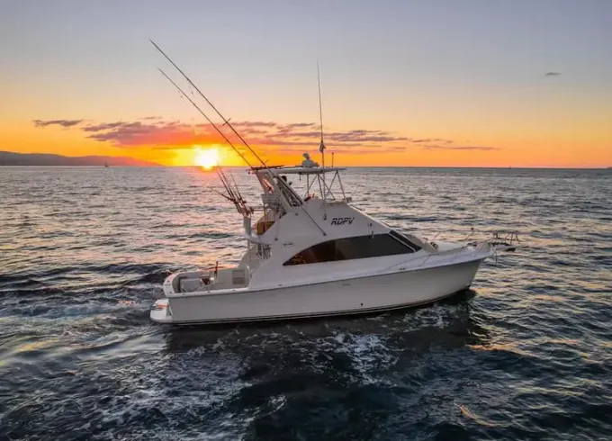 40ft Luhrs Convertible Luxury Sports Yacht in Nuevo Vallarta