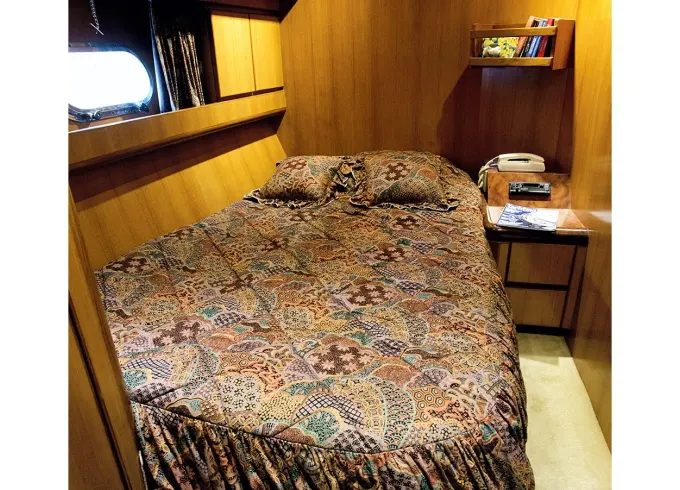 Cruising Power Mega Yacht "Sea Dream Charter " in Sweden
