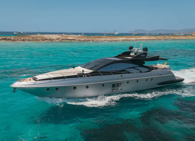 Charter Azimut 86ft "The Jungle" Mega Yacht In Ibiza