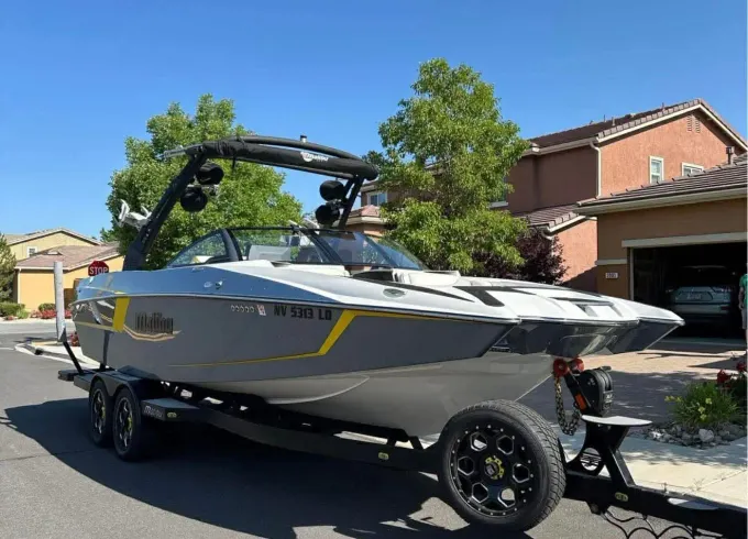2019 Malibu MXZ24 Supercharged wake boat in Glenbrook