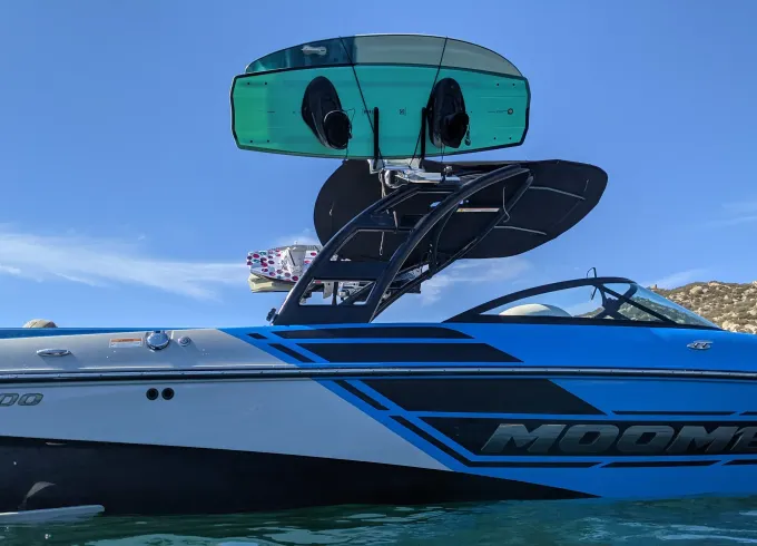 Moomba Mondo Surf Edition in Lakeside