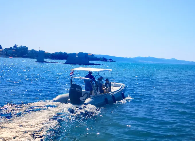 20' Ranger Prestige for 10 people in Sukošan, Zadar