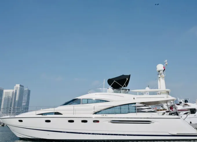 Luxurious 66ft Yacht for Rent In Dubai