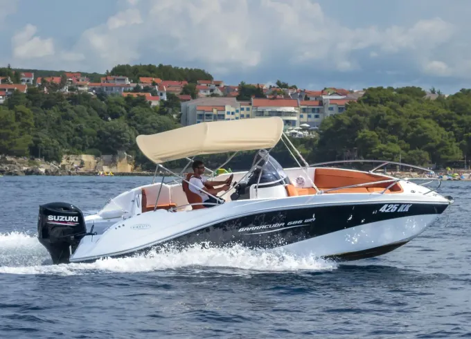 Barracuda 7m with Suzuki 200 Hp Outboard Motor