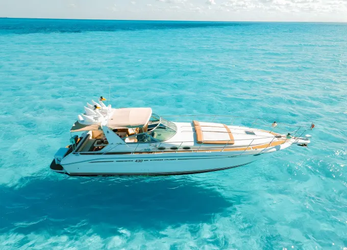 Gorgeous Sea Ray 43ft Yacht with the top amenities at Sea.