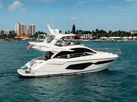 Luxurious 52' Sunseeker Manhattan serving Palm Beach, FL