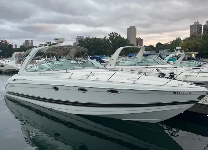 40ft Formula 370 Sun Sport Motor Yacht Charter Chicago Playpen Ready