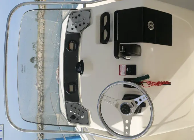 Scout 222 Sportfish for rent on the Costa Brava