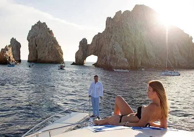 68ft Luxury Private Yacht: Cabo Sunset Cruise & Arch