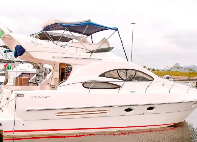 Medina 40ft Azimut Motor Yacht Rental in Rio de Janeiro, Brazil