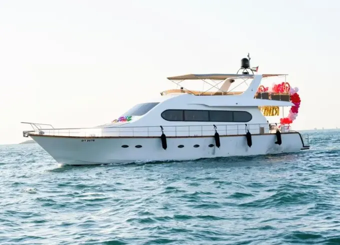 Luxurious 80ft Yacht for 40 Guest in Dubai Marina — Enjoy the Best Pricing!
