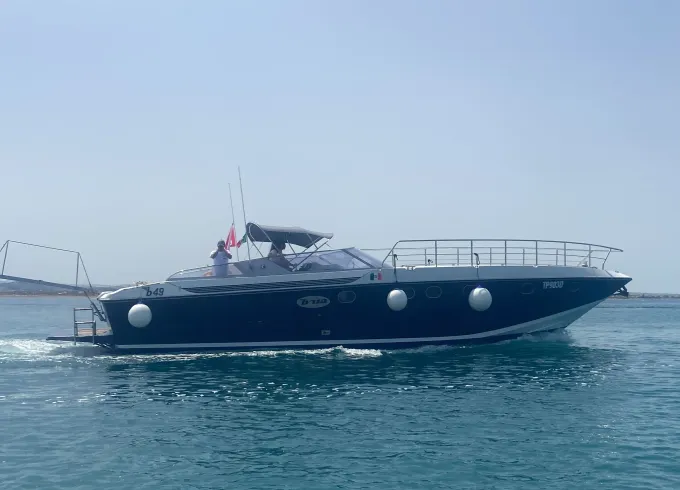 Cruise the Egadi on the Stylish 47ft Baia Yacht – Comfort & Class Guaranteed